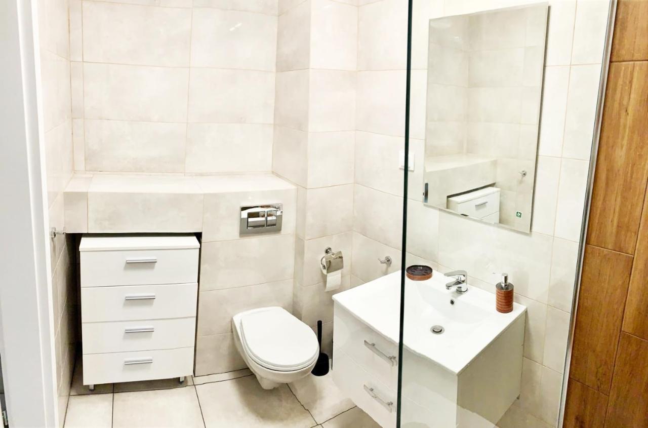 Wola 12b By Homeprime Apartamento Varsovia